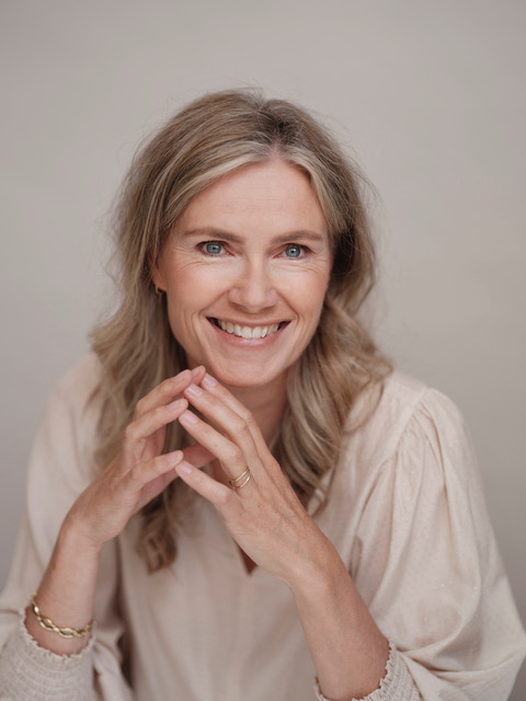 Truska Bast, schrijver & journalist